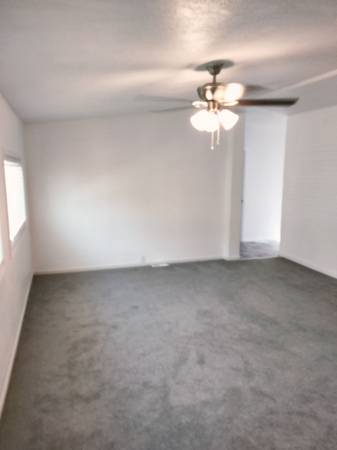 $290,000 / 3br - 1344ft2 - House (Tulare)63809642902401123