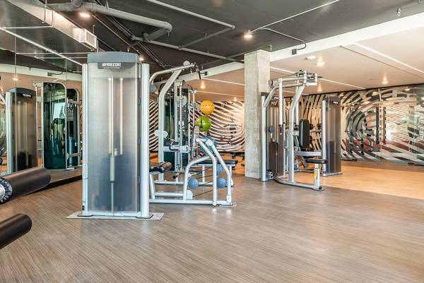 $2,262 / 2br - 990ft2 - Almacenamiento para bicicletas, estilo chic sin esfuerzo, Wi-Fi en la piscina y el salón (Kent)63852481647489121