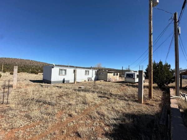 $96,900 / 2br - 900ft2 - 2 Bed 1 Bath Mobile Home Fixer Upper Available (Las Vegas, NM)63806171390979120