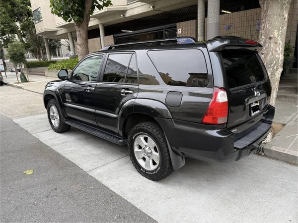 2006 Toyota 4Runner SR5 4WD - $10,900 - $10,900 (pacific heights)63624254947203123