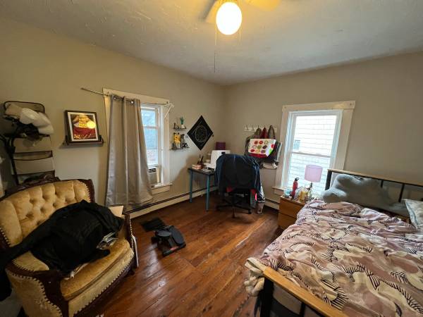 $840 / 3br - Open room in JP (Jamaica Plain)63856553091459121