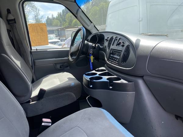 2007 Ford E250 Econoline Cargo Van $4,999 - $4,999 (Algona)63475012266115123