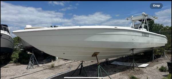 43’ Performance Offshore center console fishing boat 1