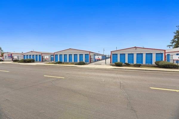 $129 / 150 pies² - SUPERSTORAGE RIVERBANK 10x15 35 % de descuento los primeros 3 meses con pago automático Acceso directo (Riverbank)63349167736835124