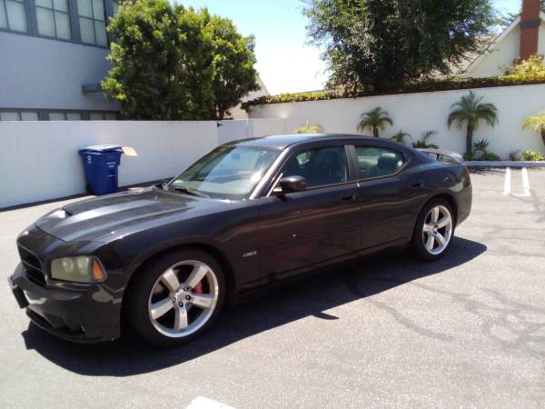 2006 Dodge Charger SRT-8, Negro, Motor Hemi 6.1 L Original - $5.700 (Lomita)63470774916993122