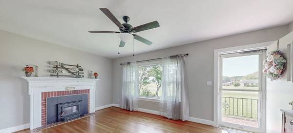$571 / 2br - 1133ft2 - NEWLY REMODEL HOUSE FOR RENT (Fountain)63897185361026124