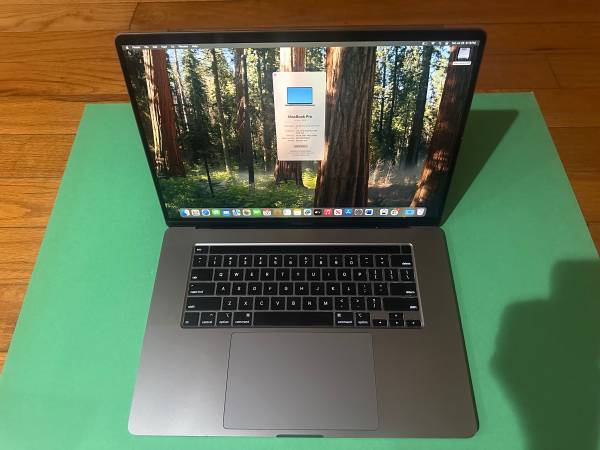 COMO NUEVO, MacBook Pro 16" de 2019, SSD de 512 GB, i7, 2,6 GHz, 16 GB - $450 (Richmond Hill, Queens)63471376471809122