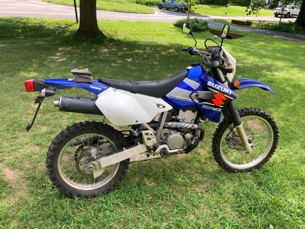 Suzuki DRZ-400S 1