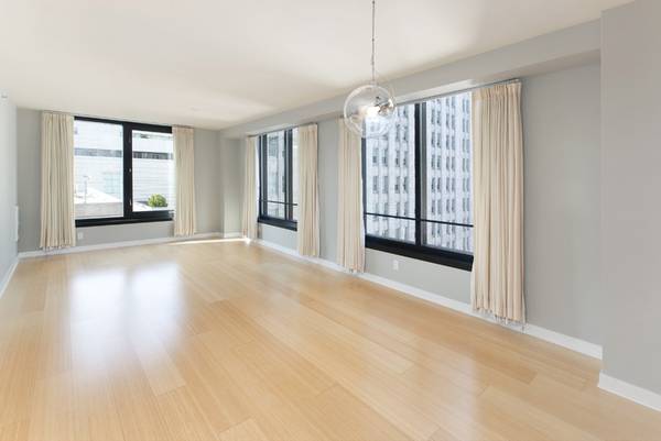 $3,895 / 1br - Stunning 12th FL VIEWS! Spaciou 1-Bed Upgrades & LOCATION!  *See Pics! (SOMA / south beach)64030484084353123