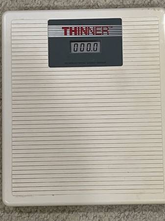 Digital Bathroom Scale 1