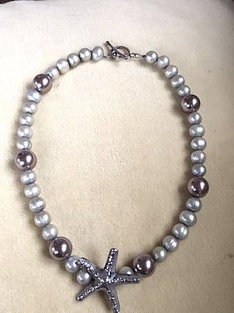 Beautiful Pearl Necklace with Silver Star Fish Pendant 1