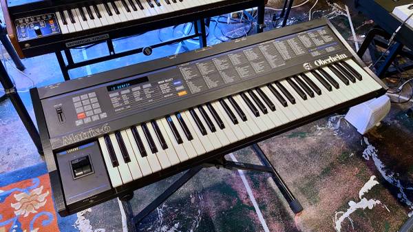 Oberheim Matrix-6 Analog Synthesizer 1