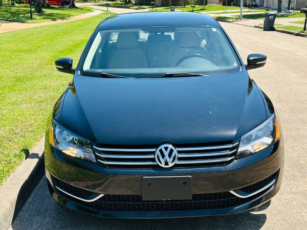 2014 Volkswagen Passat pocos kilómetros solo 64,000 millas estado excelente - $8,900 (Houston Tx)63622234293123121