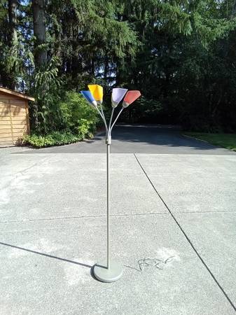 5 Light Adjustable Floor Lamp Multi-Color - $15 (Auburn)63471362690433120