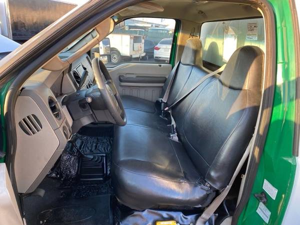 2008 Ford F-550 Super Duty - Photo 11