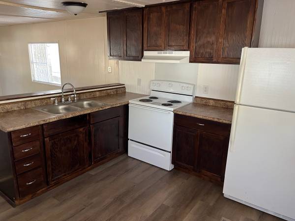 Mobile Home in Pine Haven Park 1