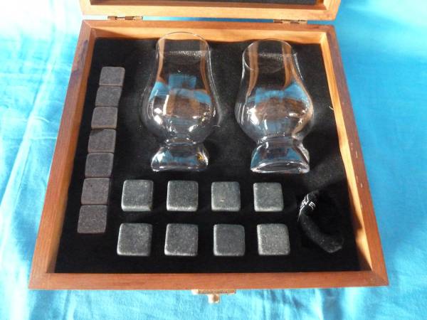 Cold Stone ice cubes in presentation box 1