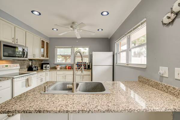 $200 / 2br - Alquiler de playa en Florida con piscina climatizada enterrada (Bradenton)64141591788162123