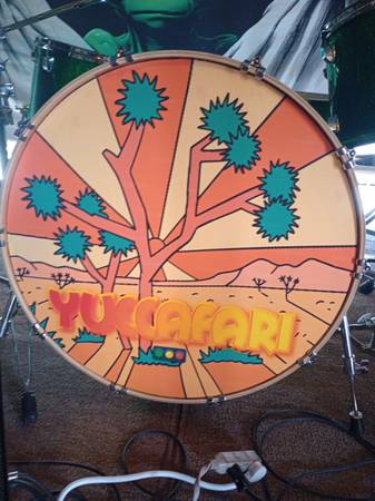 ??? YUCCAFARI ??? (Yucca valley)63658085072641120