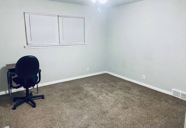 $650 Habitación en alquiler cerca de UTA, limpia y segura (Arlington)63867602164225120
