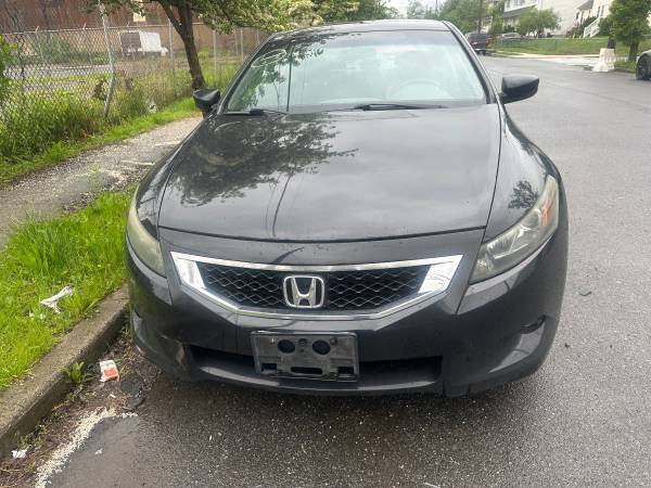 2008 Honda Accord Coupe SEl 3.0 en venta - $2,900 (Staten Island)63614835953025121
