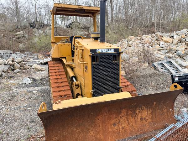 1988 Cat D4H Series II Crawler 1