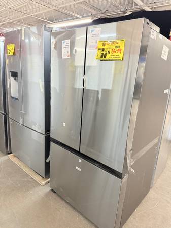 NEW OPEN BOX FRIDGES ASK US ABOUT FREE DELIVERY 1
