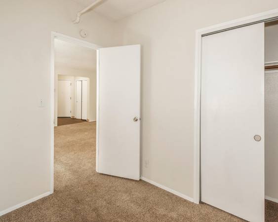 $1,099 / 1br - Cats Welcome, Bay Windows, 90+ Bike, Walk, and Transit Scores (Goose Hollow on 14th)63914853043203122