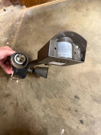 FREE Motion Sensor Outdoor flood Light 1