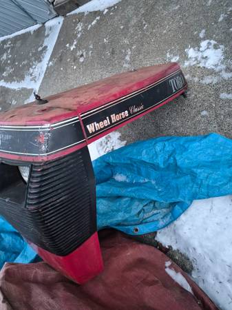 Toro hood & lights work missing 1 plastic part around 1 light 1