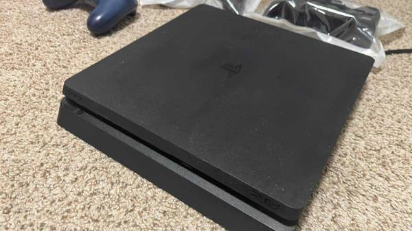 PlayStation (PS4) - $100 (Tacoma)63470087527681120