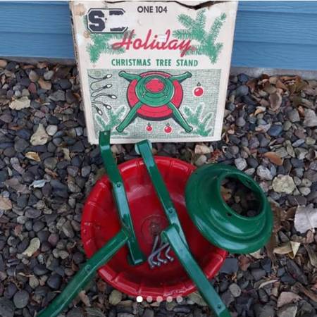 Vintage Metal Christmas 🎄  Tree Stand 1
