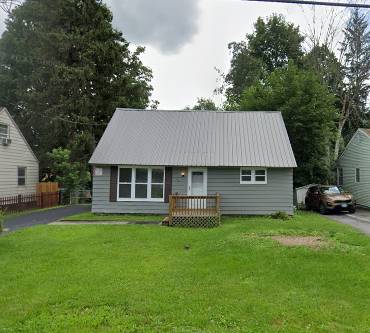 COZY 3-BEDROOM CAPE COD HOME IN SYRACUSE

$960

                        Syracuse, NY