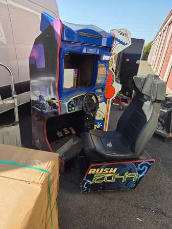 Empty rush 2049 arcade cabinet 1
