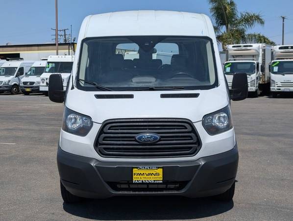 2018 Ford Transit-350 Long Medium - Photo 3
