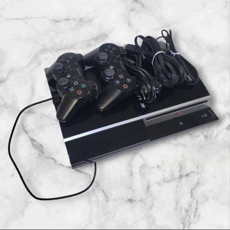 Sony PS3 Black Console Bundle 1
