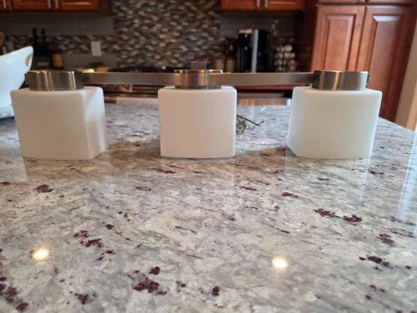 Raymore and Flanagan light. 1