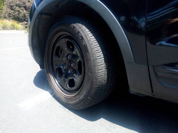 AWD Ford Explorer Beautiful Drive - $9,400 (SF Bay)63473088444289124