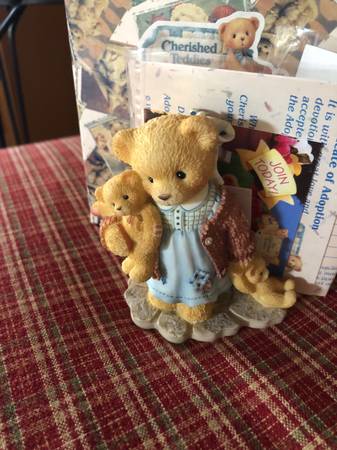 Cherished Teddies Figures 1