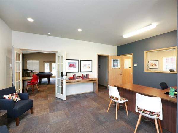 $1,571 / 3br - 1121ft2 - Dishwasher, Online Payments Available, Clubhouse (355 Meadowbrook Ct, Bellingham, WA)63920957444866124