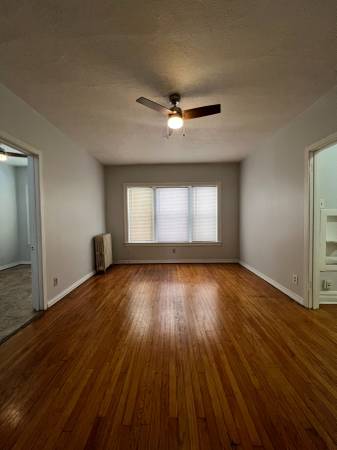 $1,200 / 500ft2 - Charming 500 Sq Ft studio! Heart of Hyde Park! (Hyde Park)63918532176003120