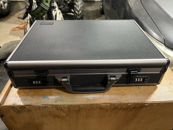 Aluminum laptop briefcase. 1