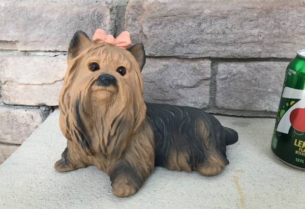 Yorkshire Terrier Figurine - Yorkie with Pink Bow, 1995 Homco 1
