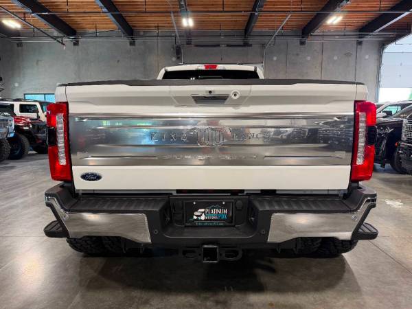 2024 Ford F-450 Super Duty - Photo 3