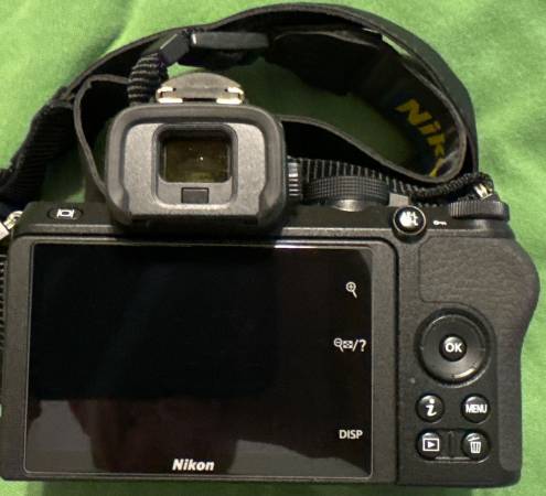 Cámara Nikon Z50 impecable y lente zoom 16-50 mm, paquete - $495 (Essex Jct.)63437457196547123
