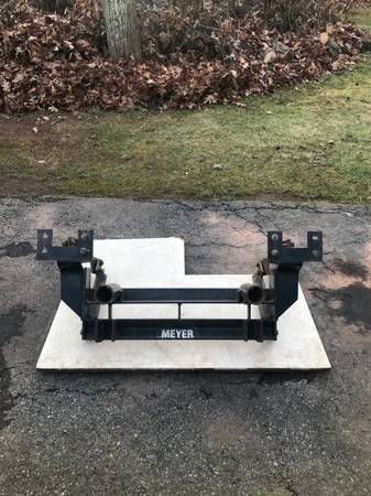 Meyer Classic Truck Frame Mount 1