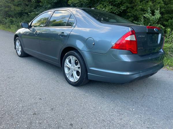 2012 Blue Ford Fusion SE - $3,950 (Matthews)63613526561281121