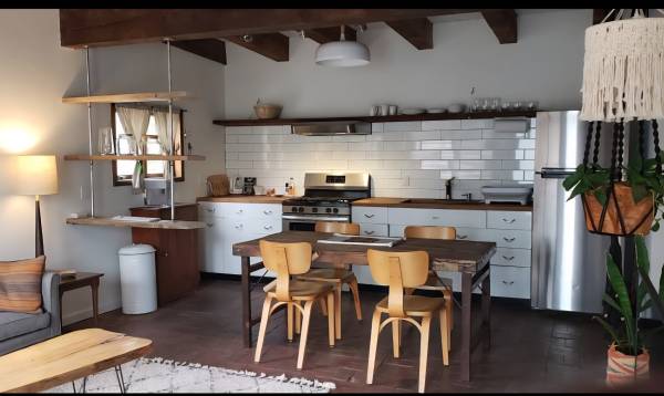 $85 / 1br - Downtown Taos Casita ~ Temp (Taos)63659815697153120