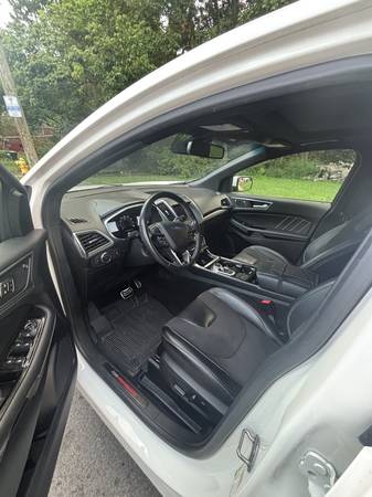 2020 FORD EDGE ST - $19,000 (NORTHERN KY)63470601734273124