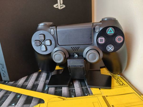 PS4 Playstation 4 Pro 1TB Bundle - video gaming - by owner